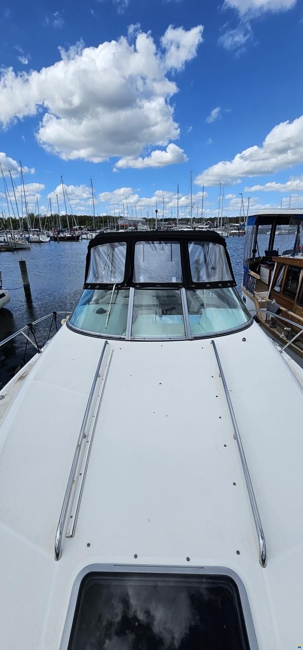 Chaparral 290 Signature