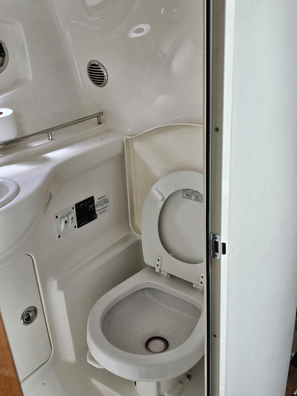 Chaparral 290 Signature