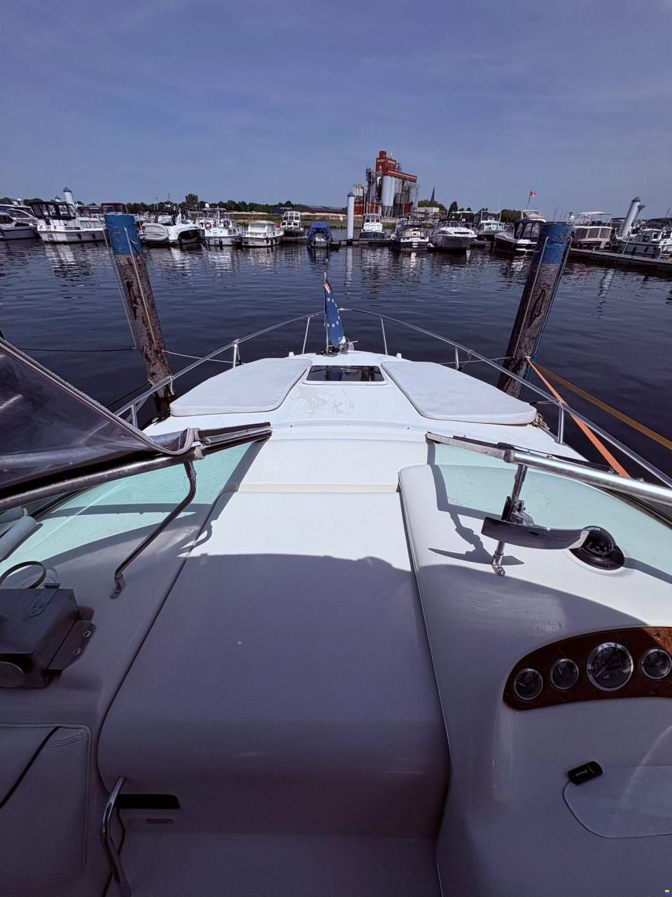 Sea Ray 240 Sundancer
