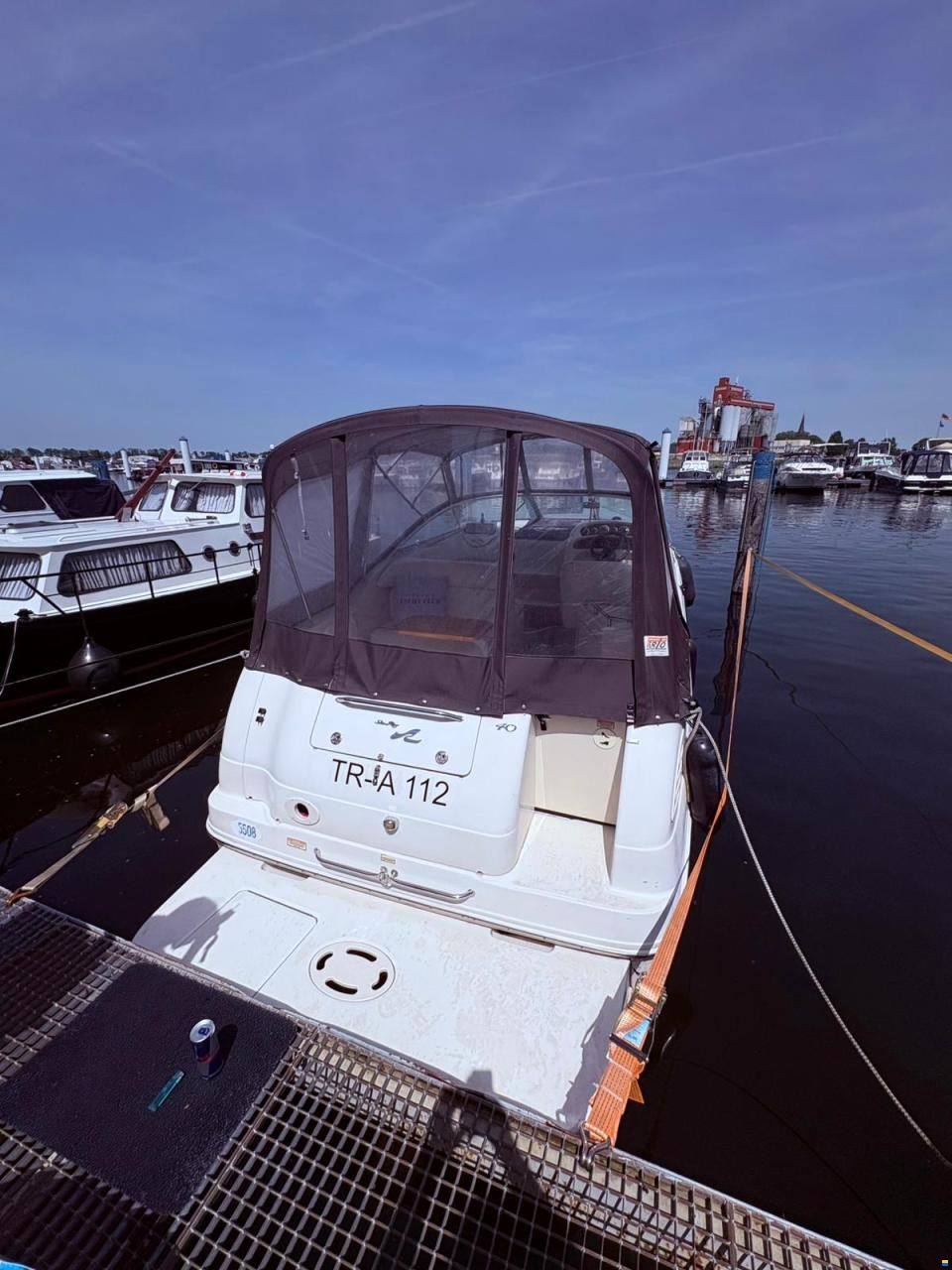 Sea Ray 240 Sundancer