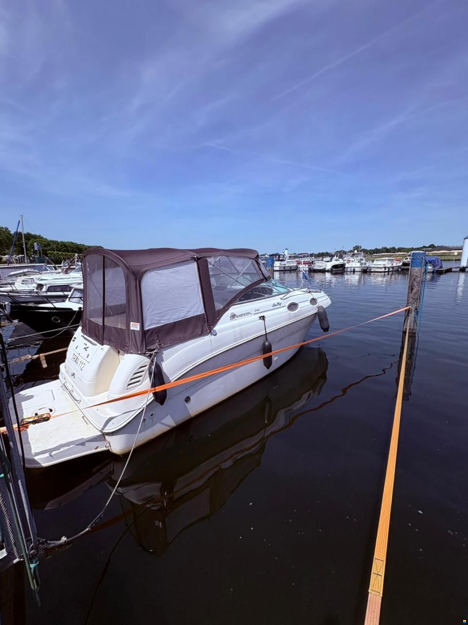 Sea Ray 240 Sundancer