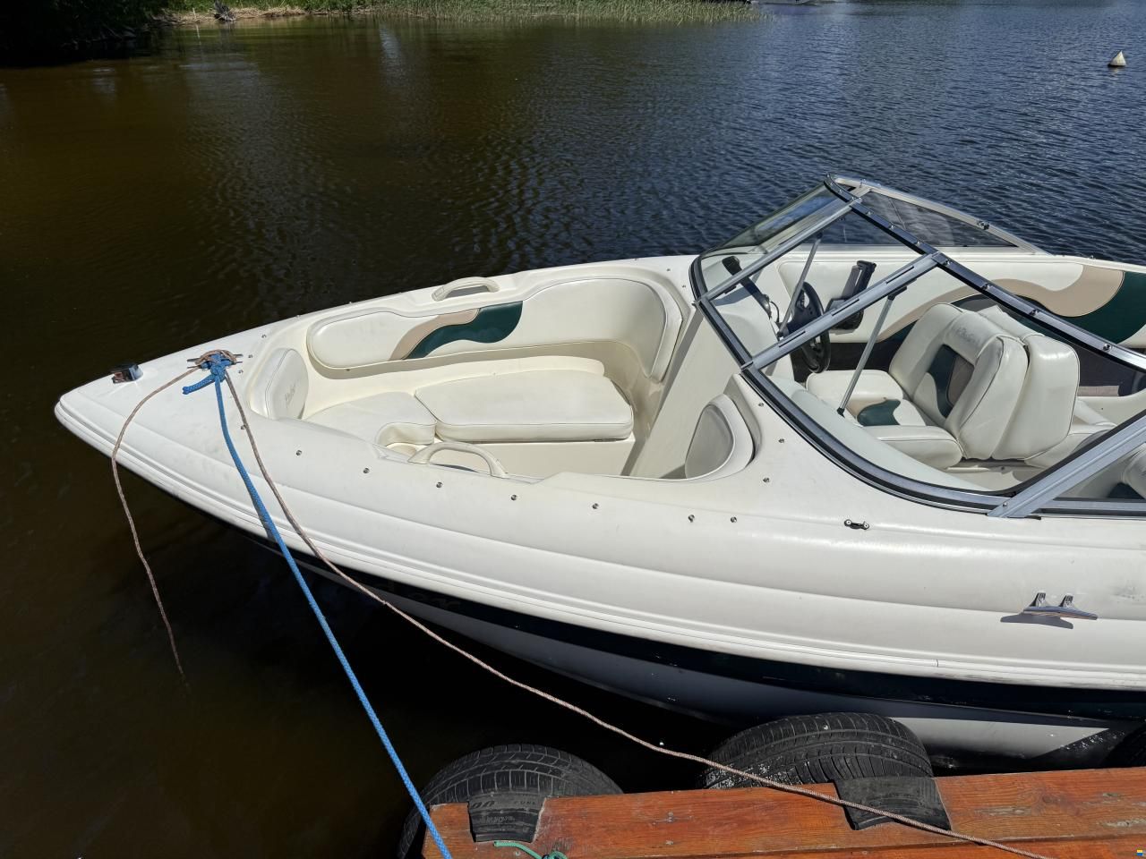 Rinker Thunder