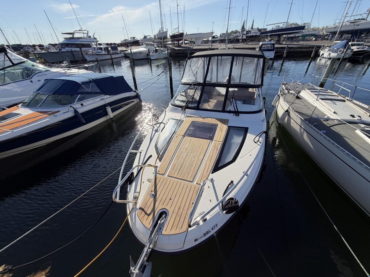 Quicksilver Active Cruiser 805