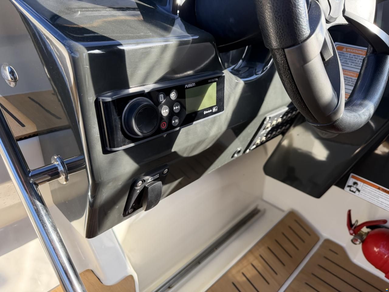 Quicksilver Active Cruiser 805
