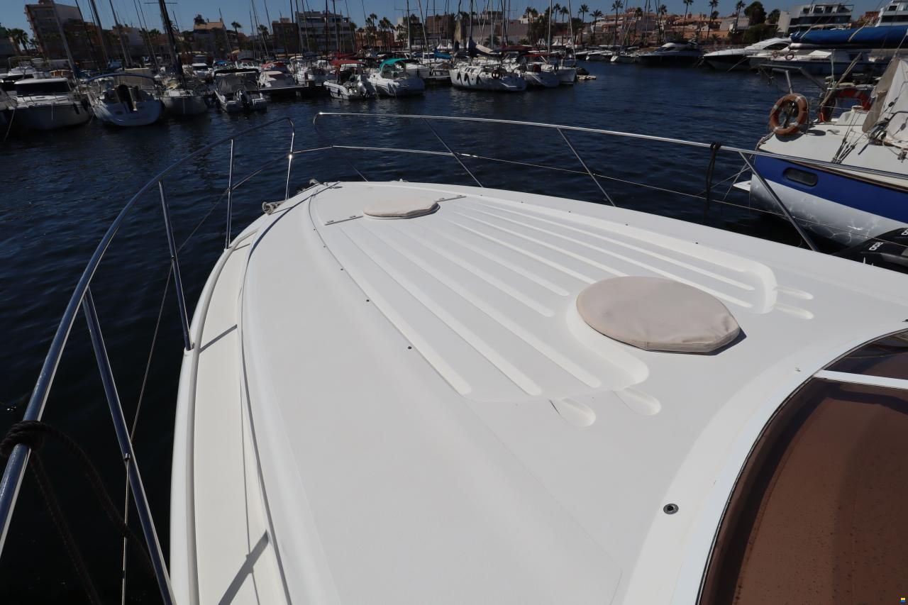 Princess V42