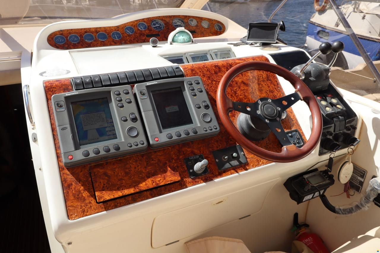 Princess V42