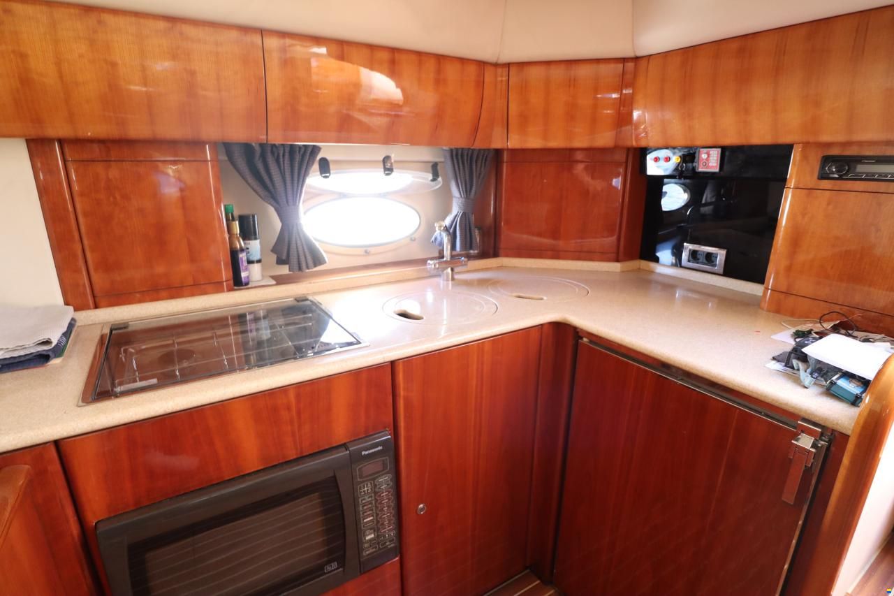 Princess V42