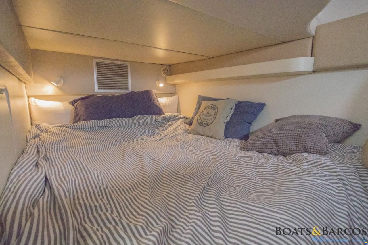 Bayliner 325