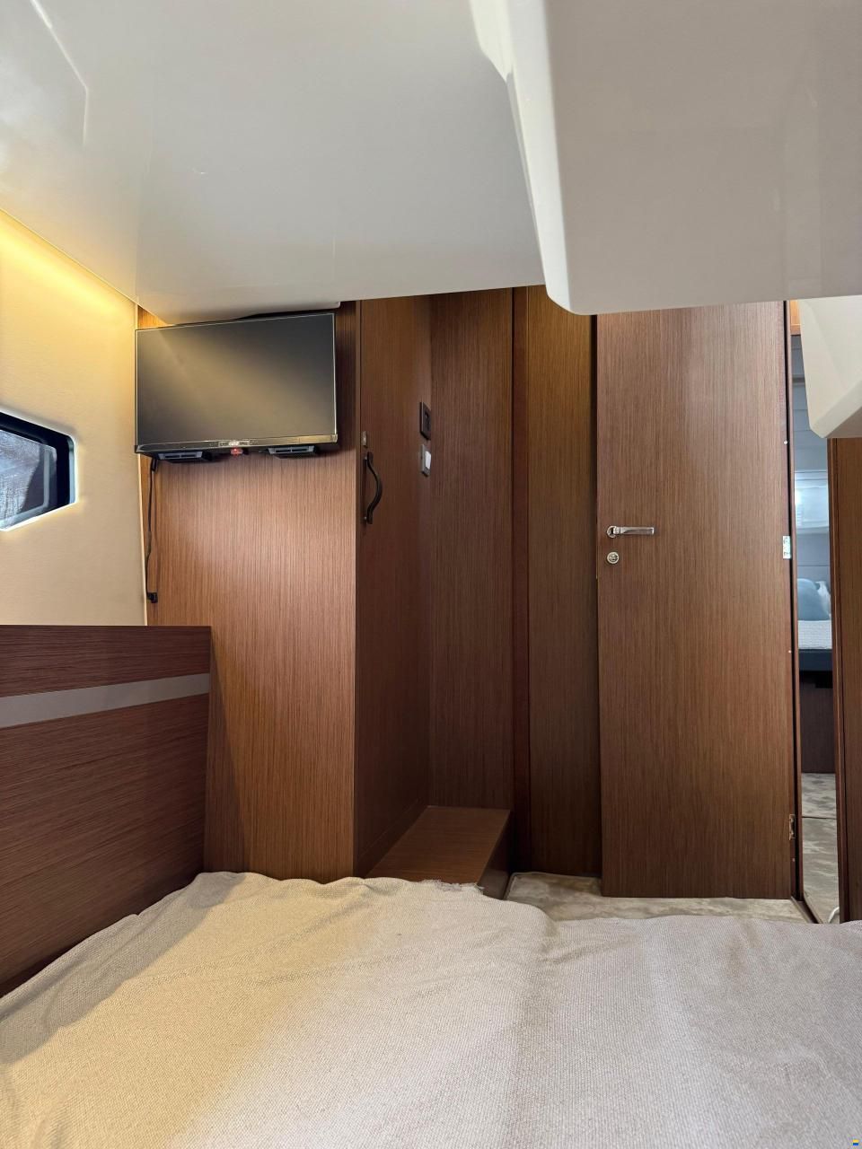 Beneteau Antares 12 Fly