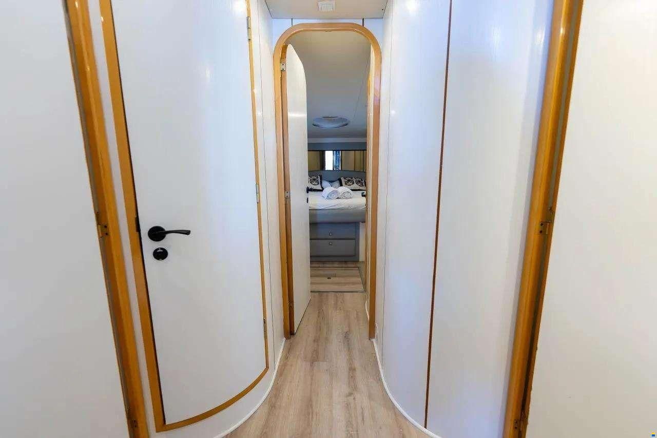 Fairline Squadron 56