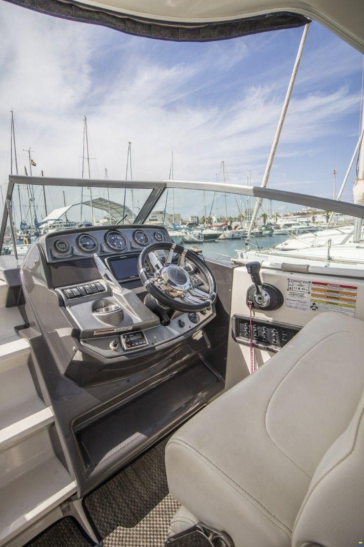Monterey 295 SCR