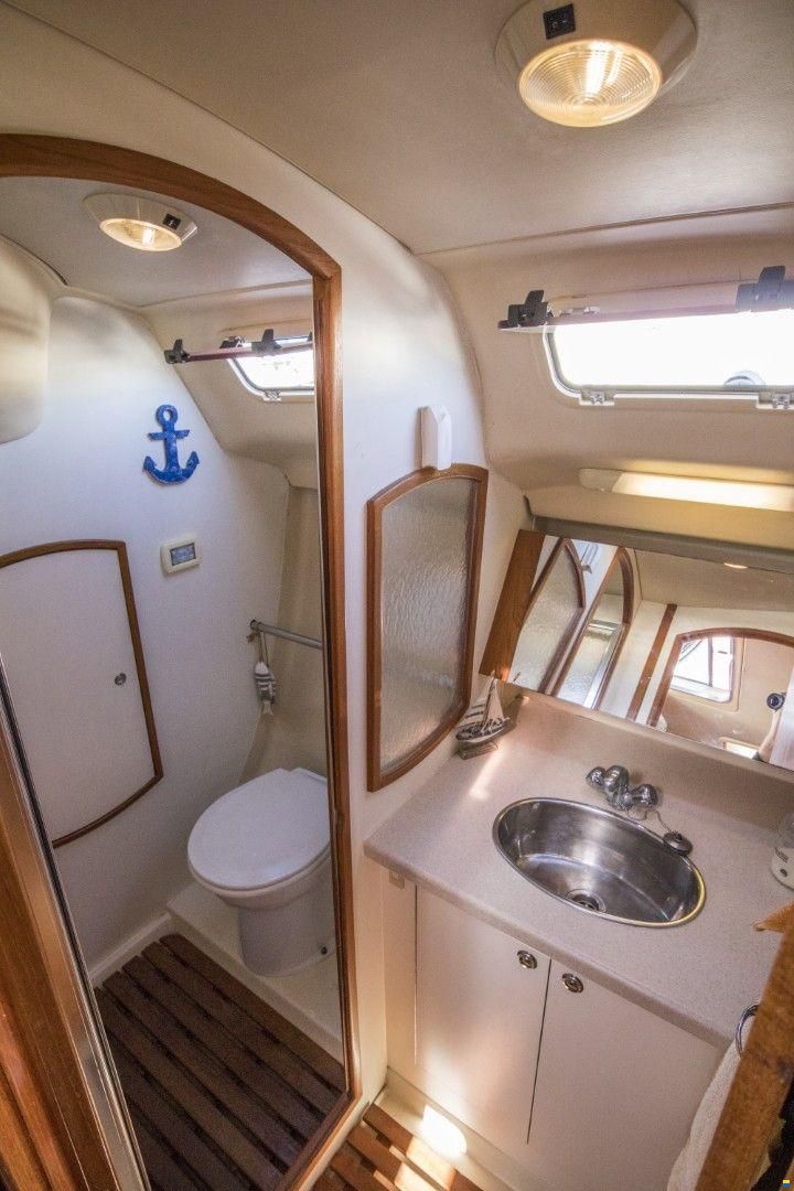 Hunter Marine Sun legend 36