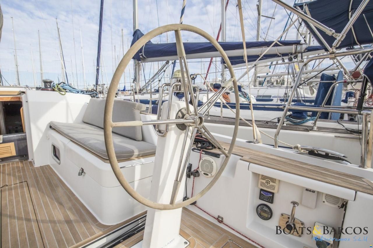 Grand Soleil 39