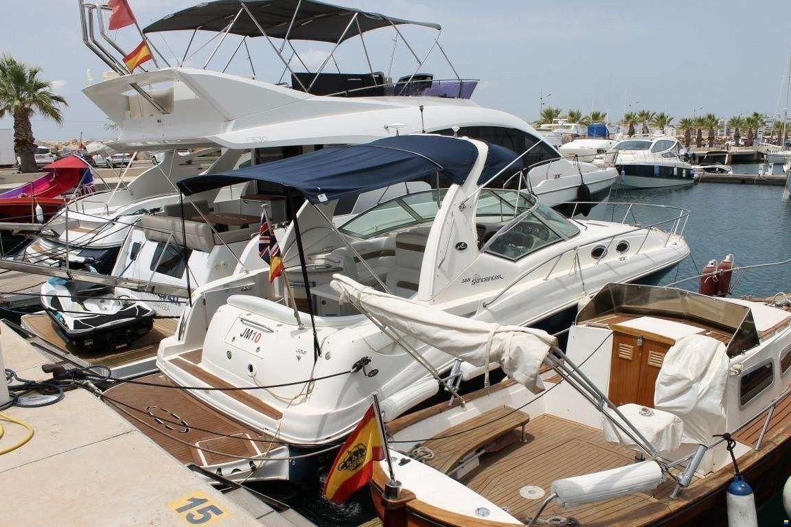 Sea Ray Sundancer 355