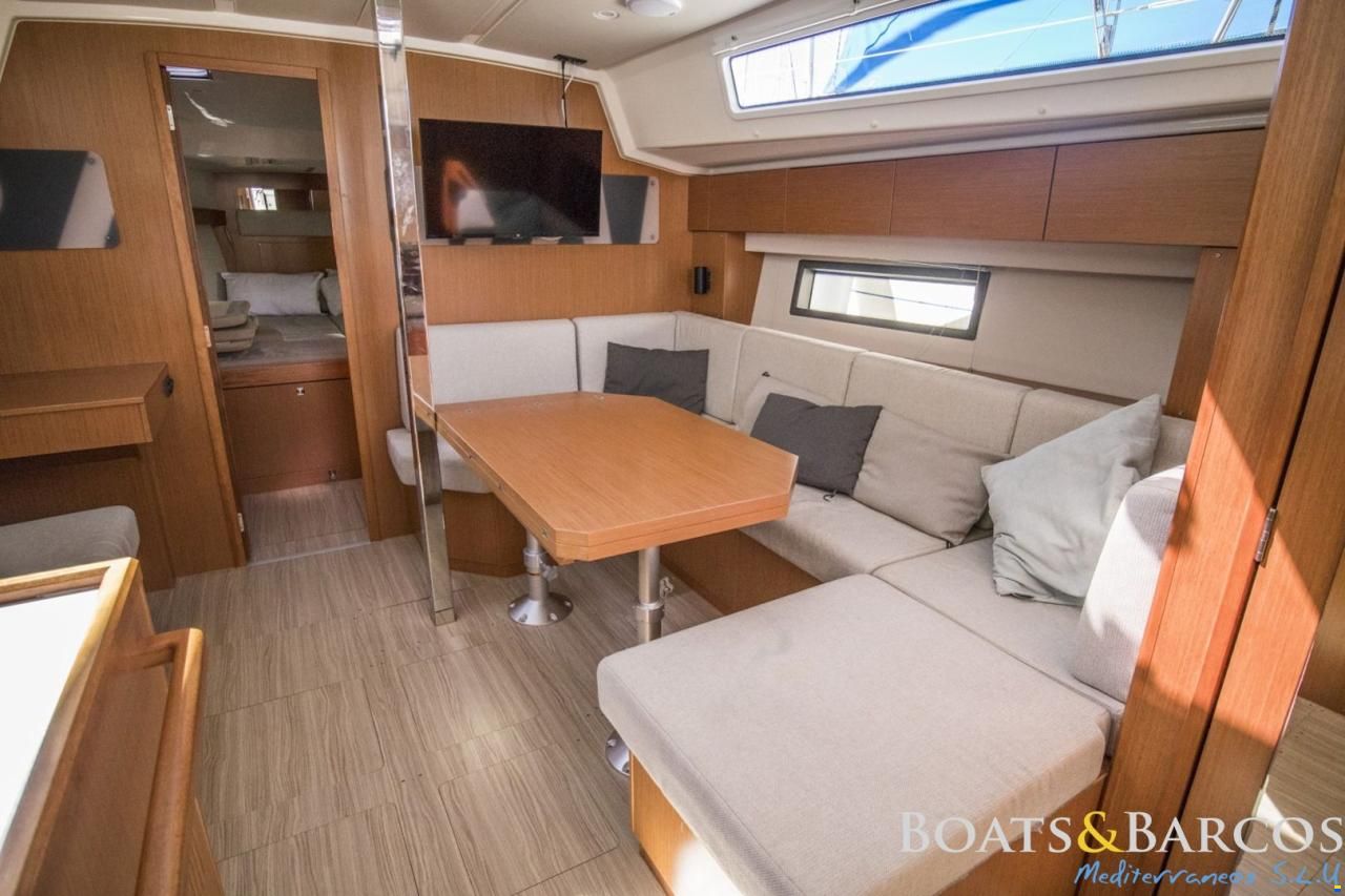 Bavaria C42