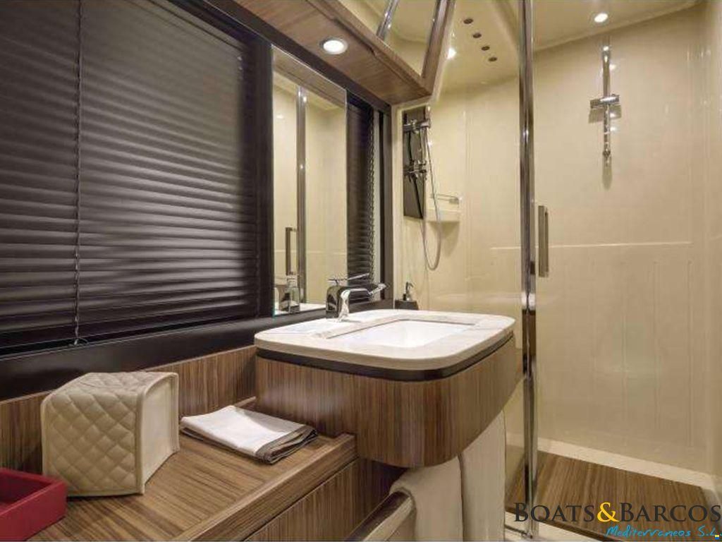 Astondoa Magellano 53