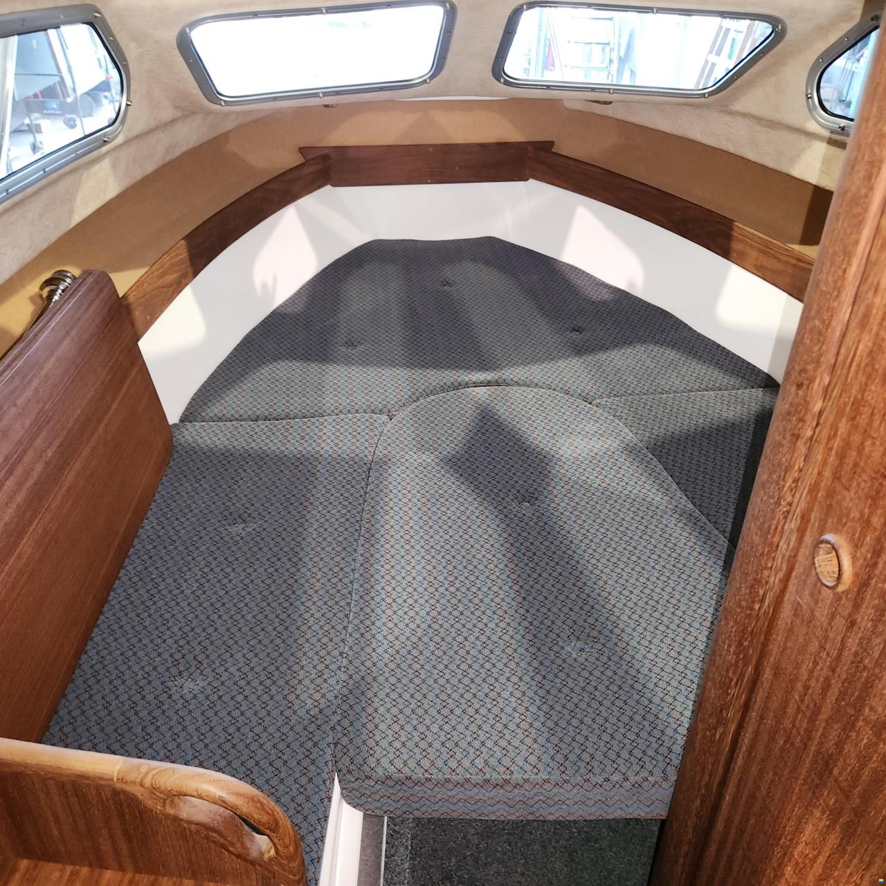 SBM 600 Cabin