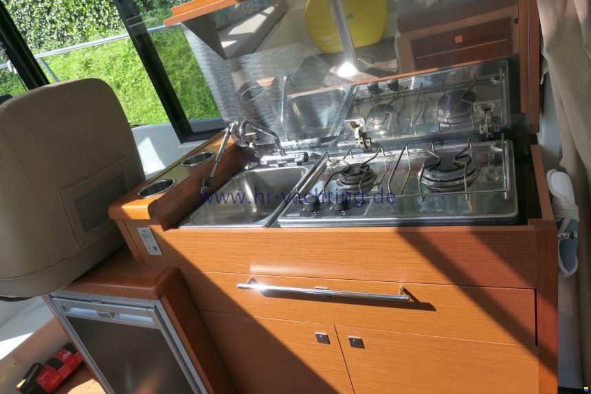 Jeanneau Merry Fisher 895