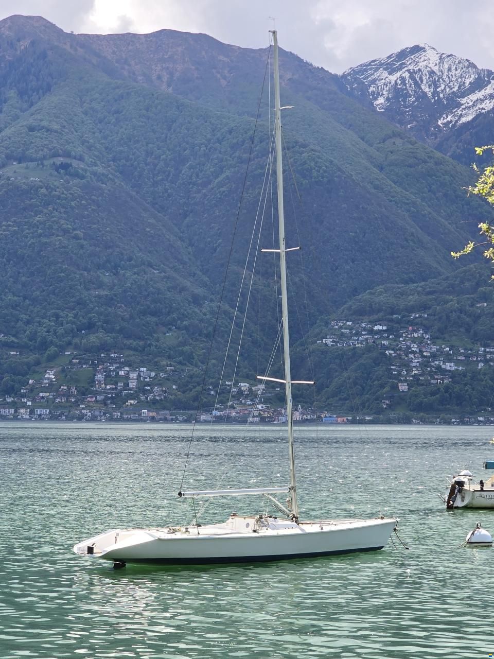 Precision schnelles sportliches Segelschiff
