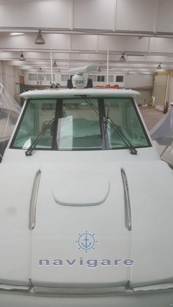 Boston Whaler 345 CONQUEST