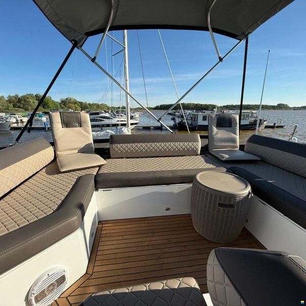 Galeon 470 SKY