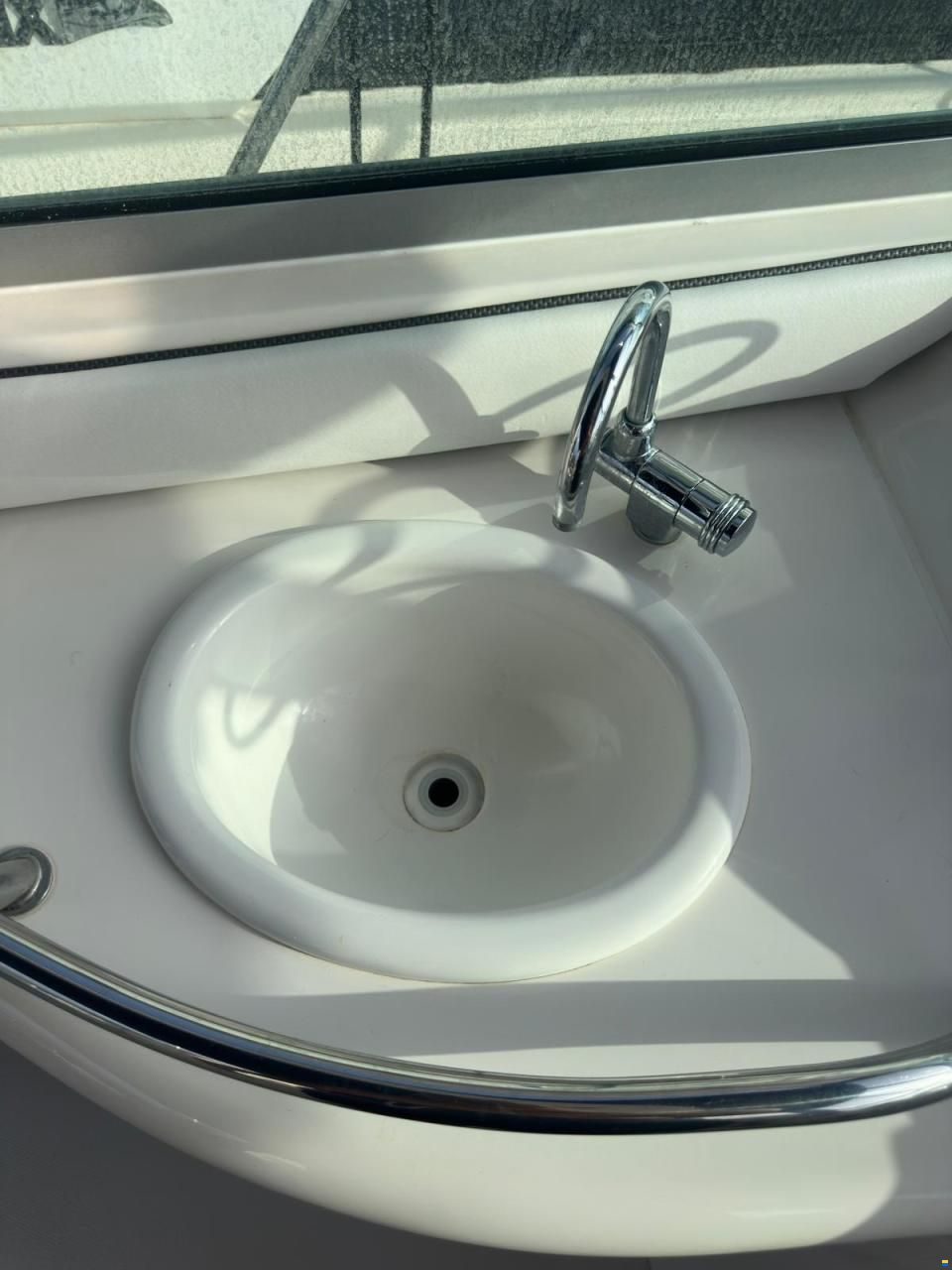 Sea Ray 335 Sundancer