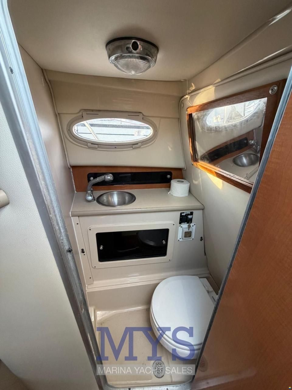 Robalo R265