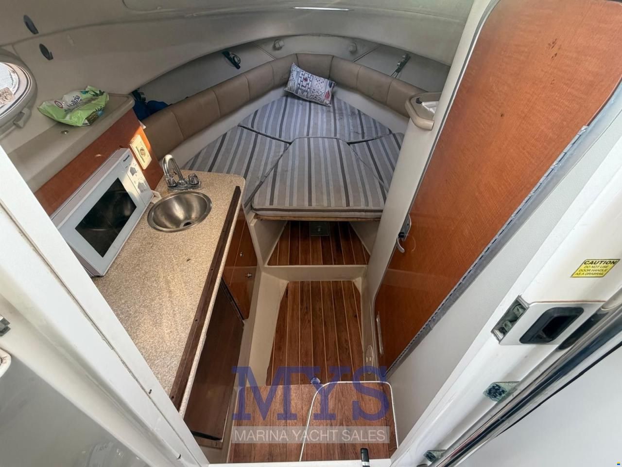 Robalo R265