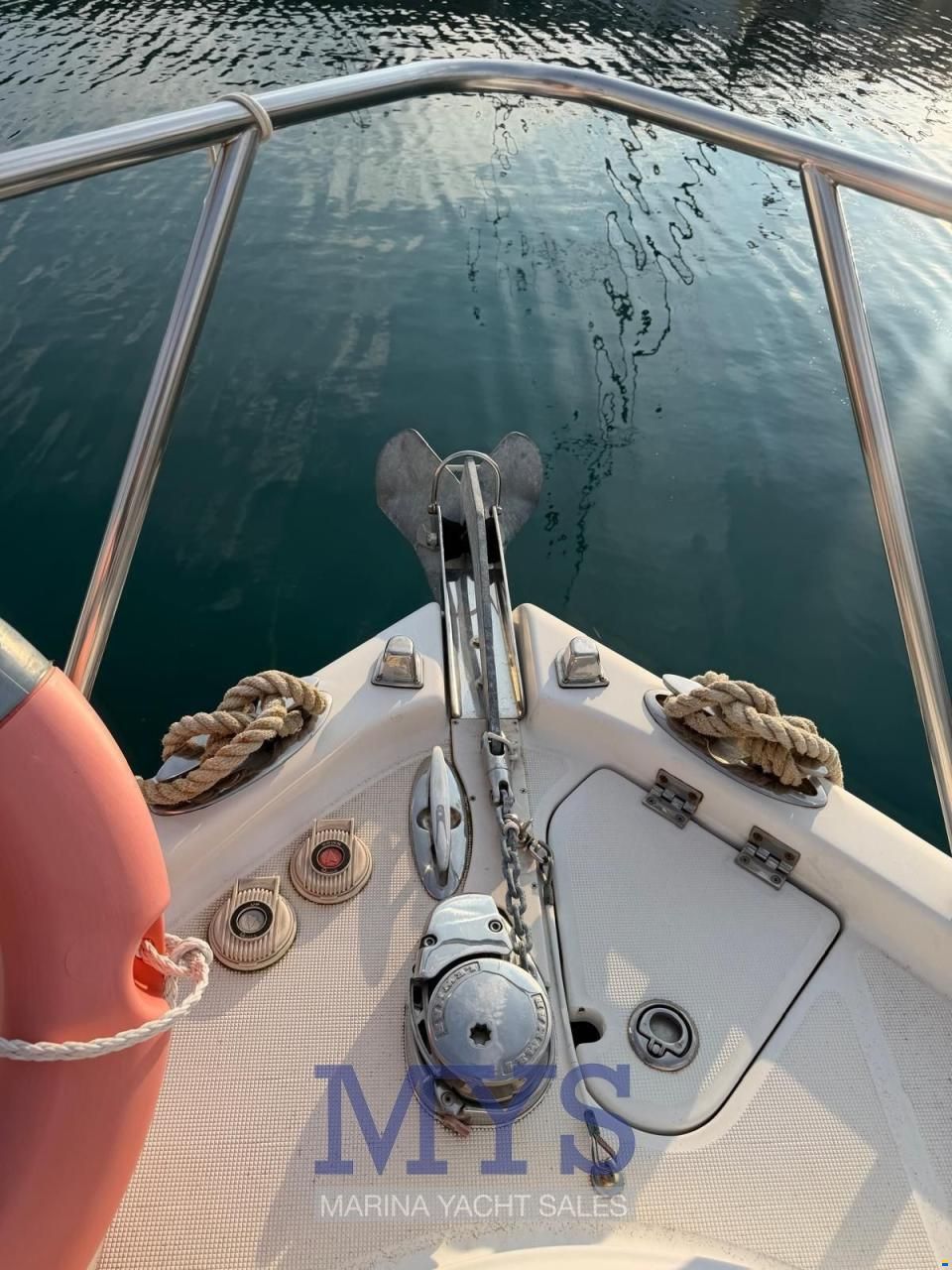 Robalo R265