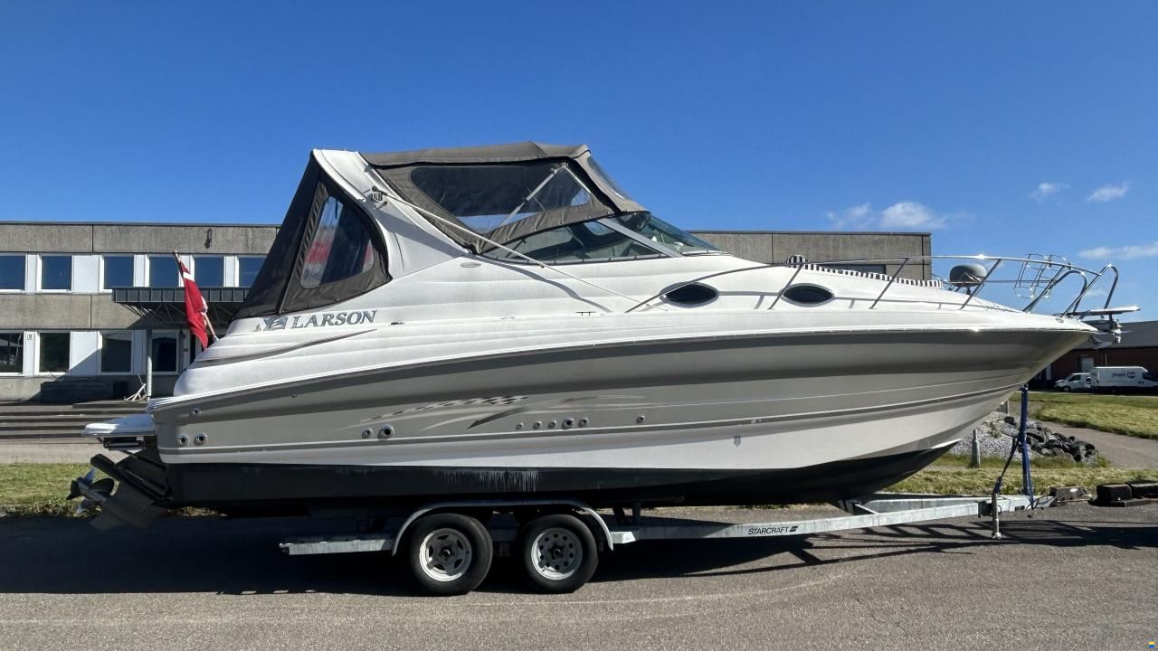 Larson 290 Cruiser