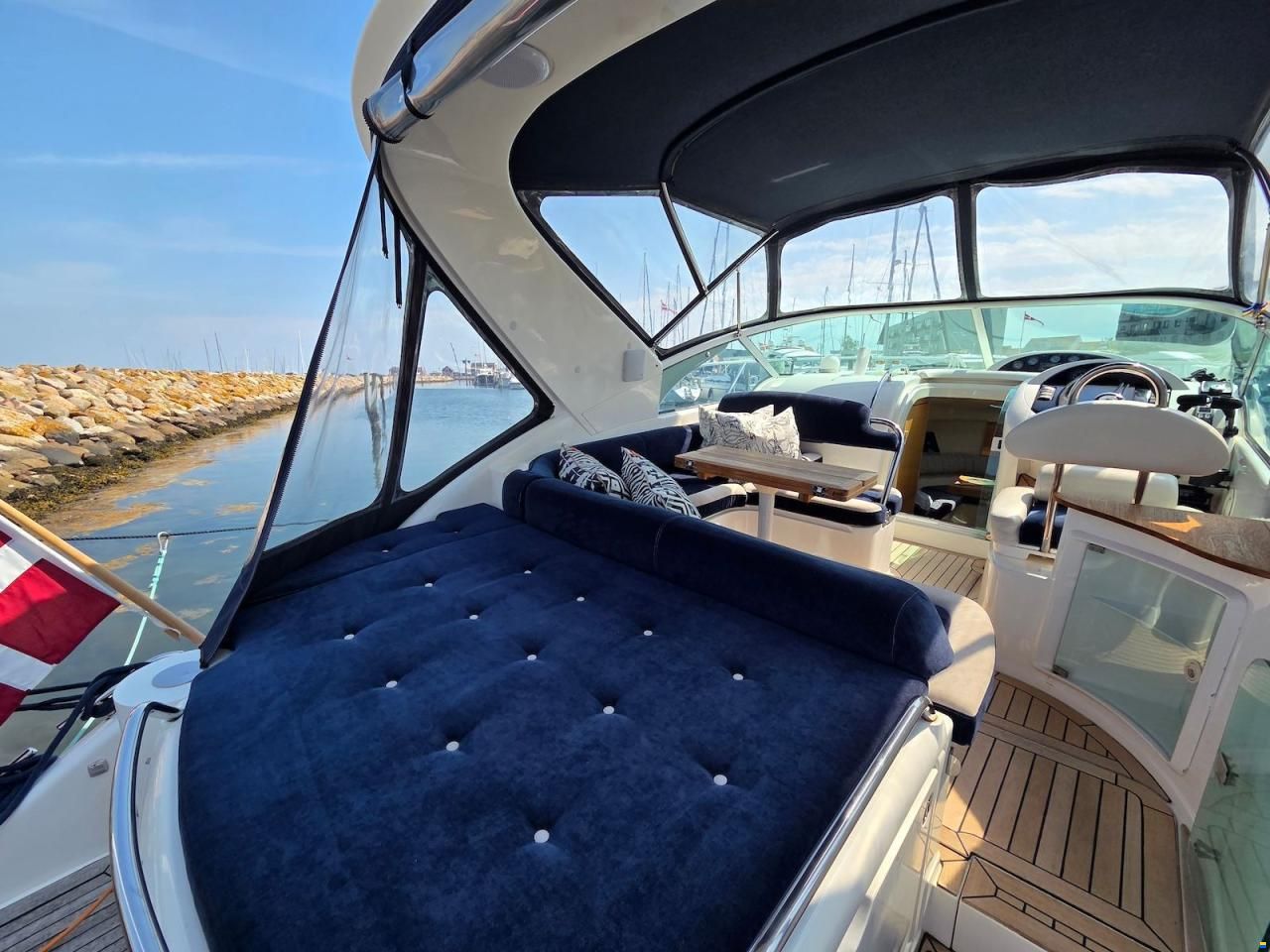 Fairline Targa 30