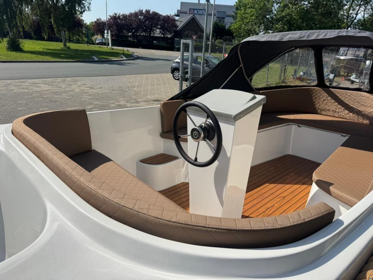 Reest Sloep 520 Classic direct leverbaar