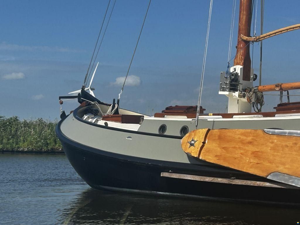 Lemsteraak Blom 1120 - Roefmodel - Wetterlelie