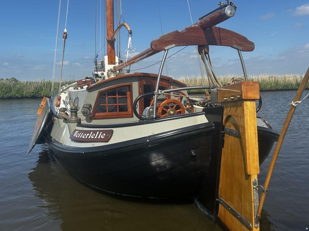 Lemsteraak Blom 1120 - Roefmodel - Wetterlelie