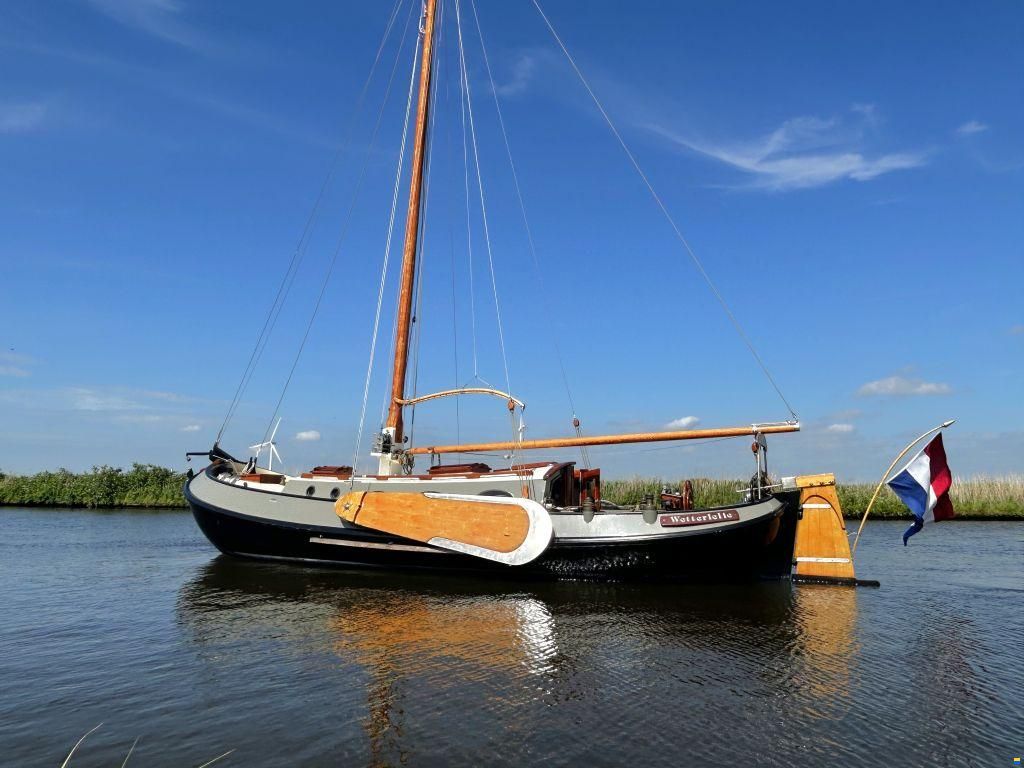Lemsteraak Blom 1120 - Roefmodel - Wetterlelie