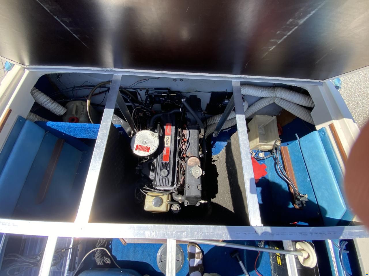 Wellcraft Sunhatch 196