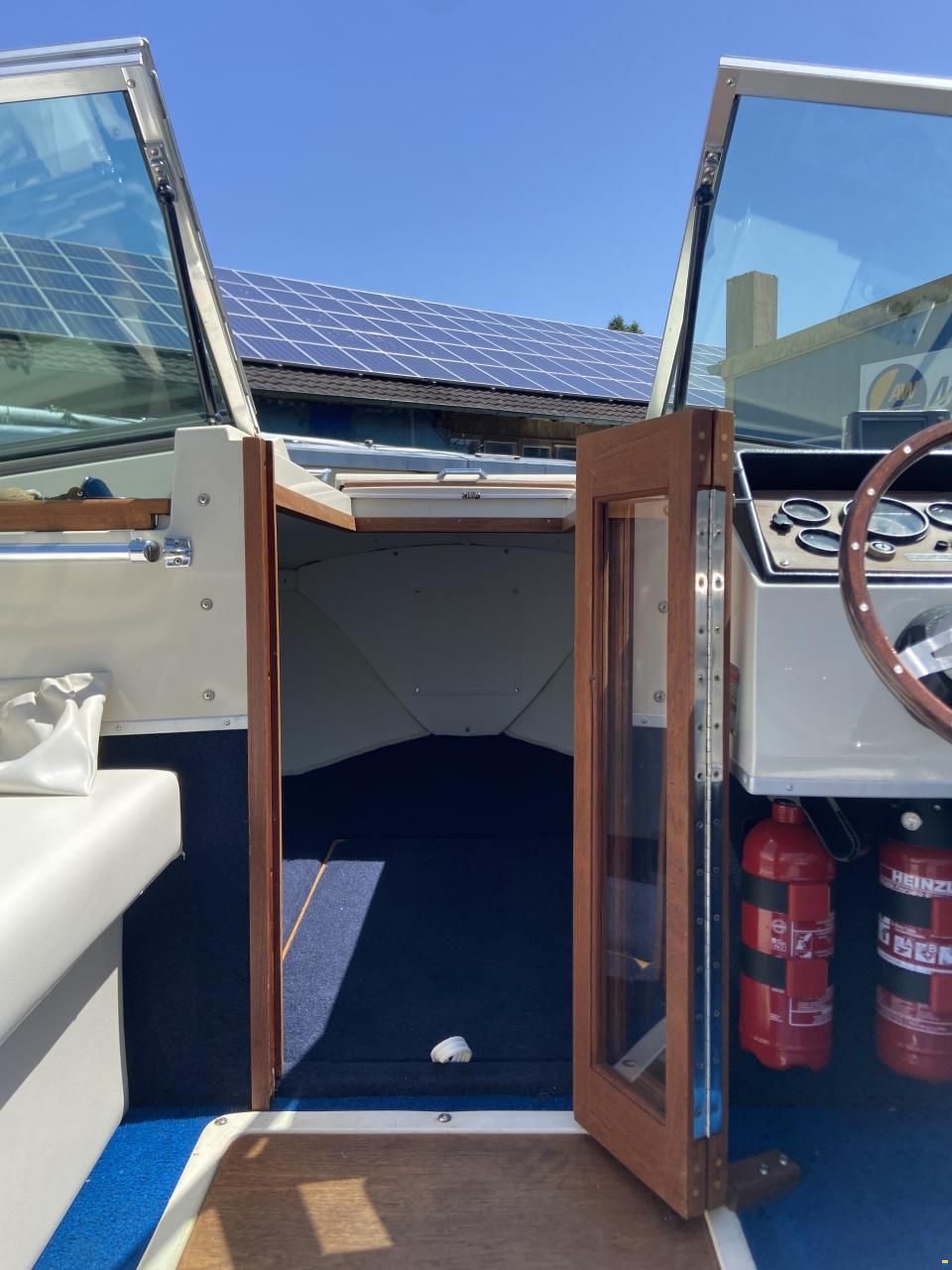 Wellcraft Sunhatch 196