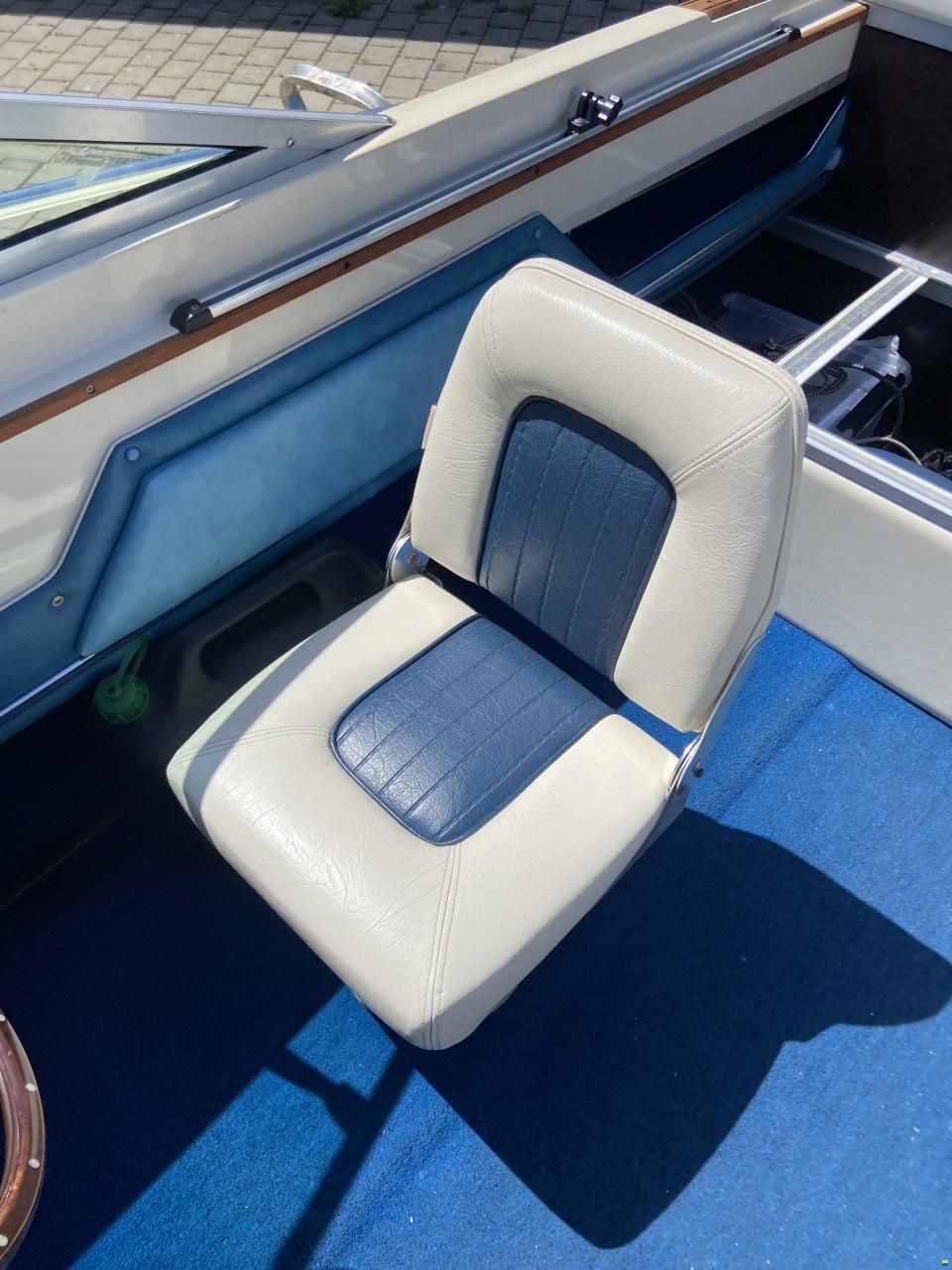 Wellcraft Sunhatch 196