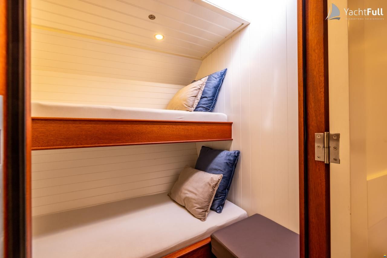 Puffin 58 centerboard