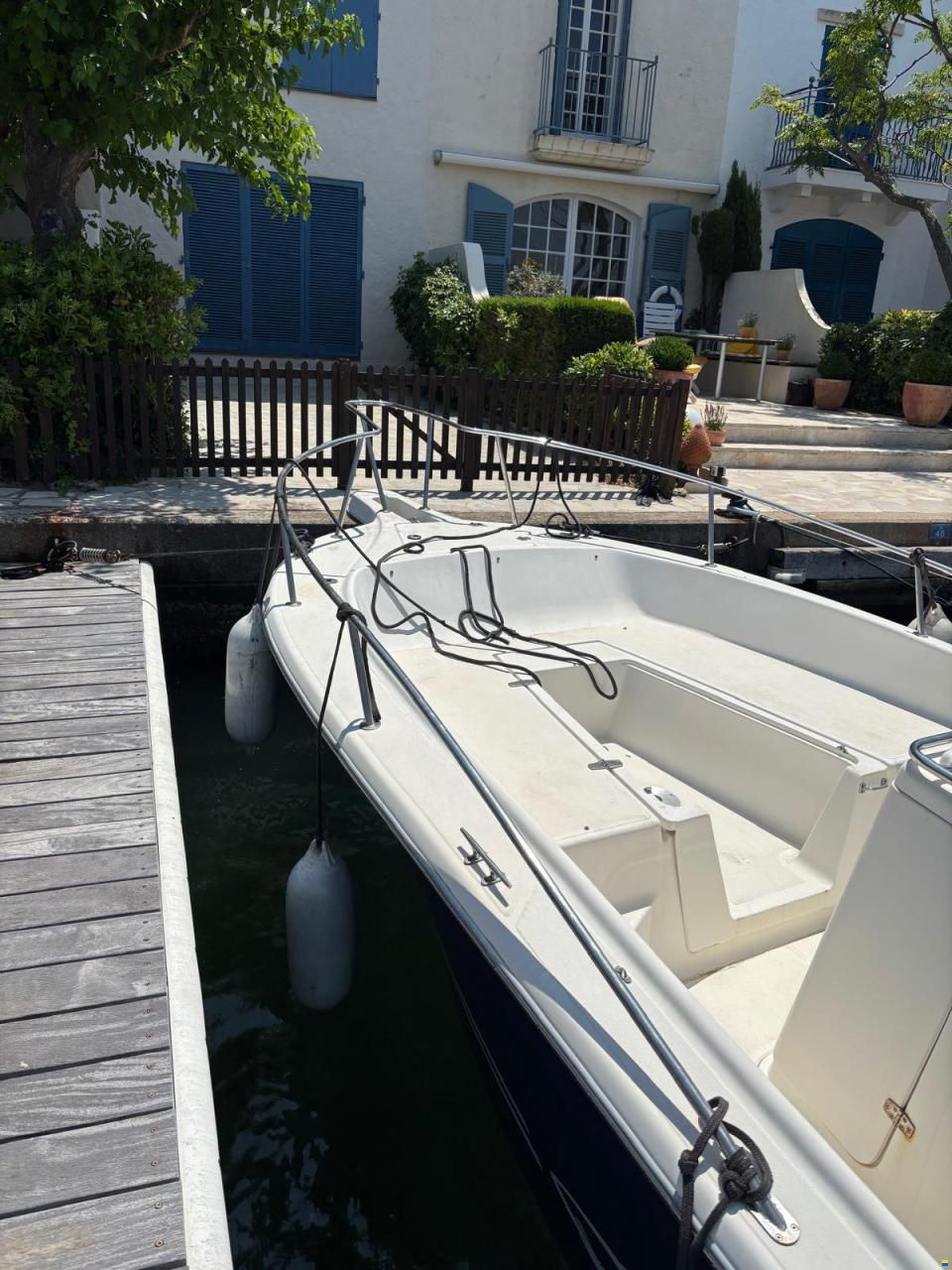Kelt White Shark 225