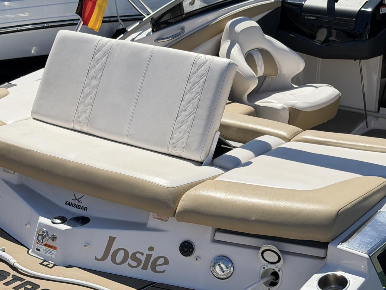 Glastron GT 229