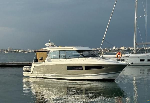 Jeanneau NC9