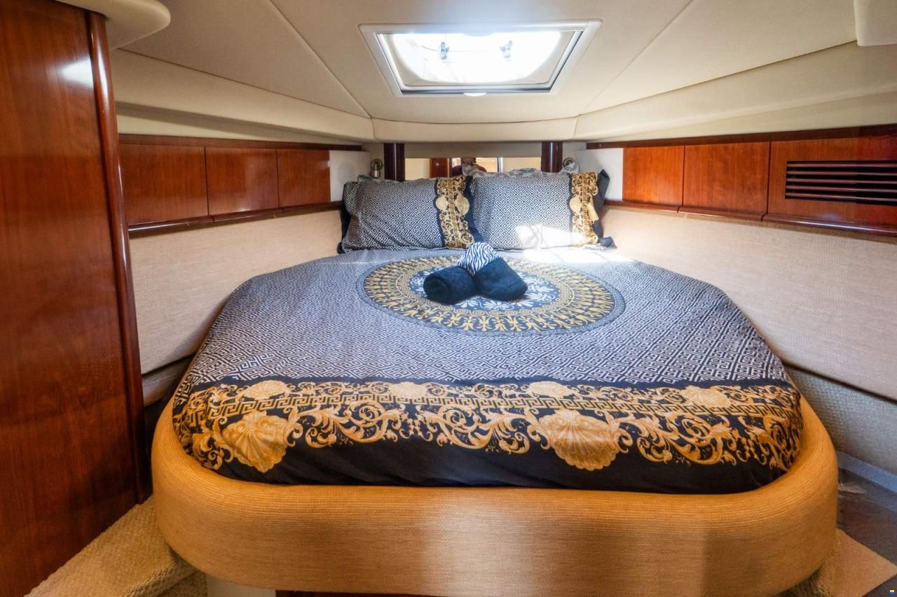Sea Ray SUNDANCER 425