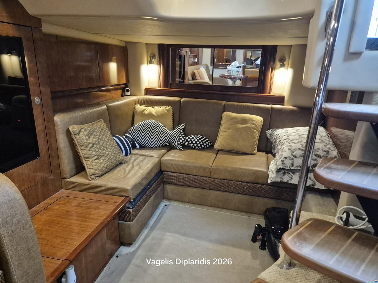 Sea Ray SUNDANCER 425