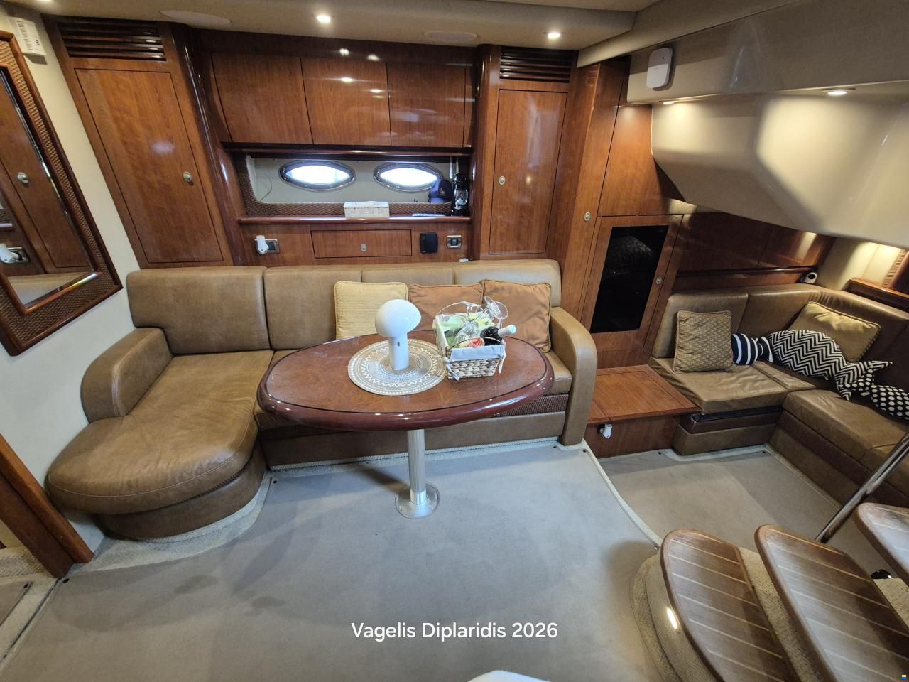 Sea Ray SUNDANCER 425