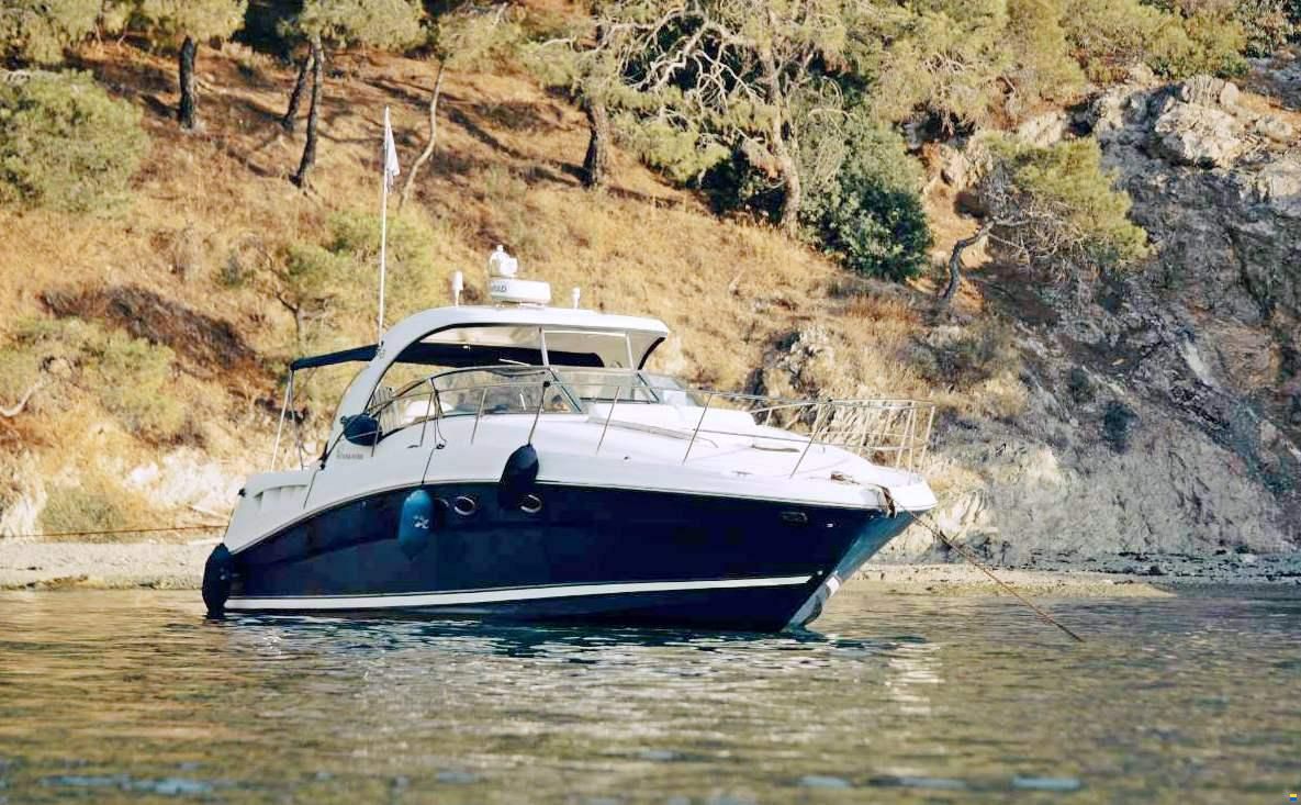 Sea Ray SUNDANCER 425