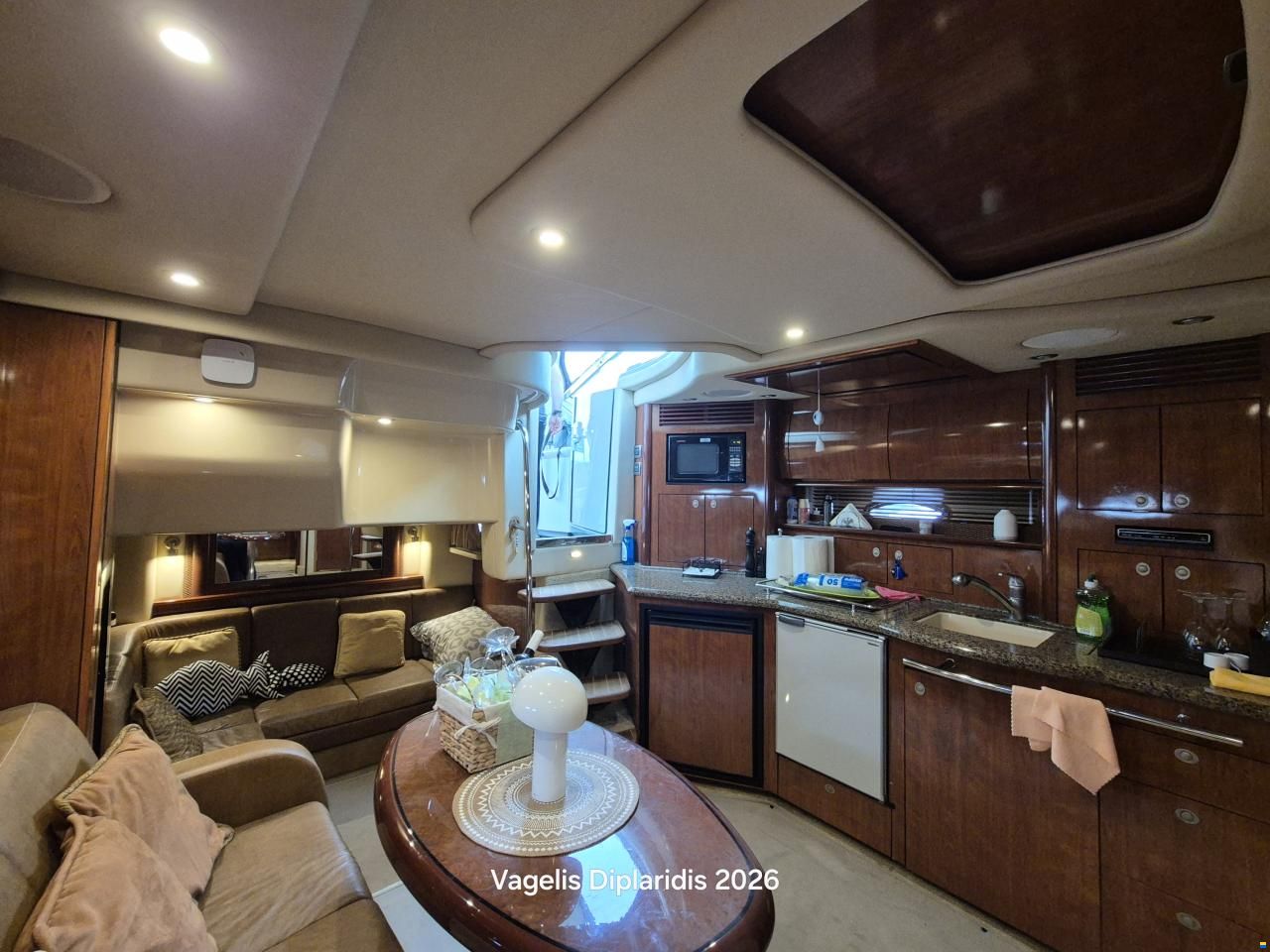 Sea Ray SUNDANCER 425