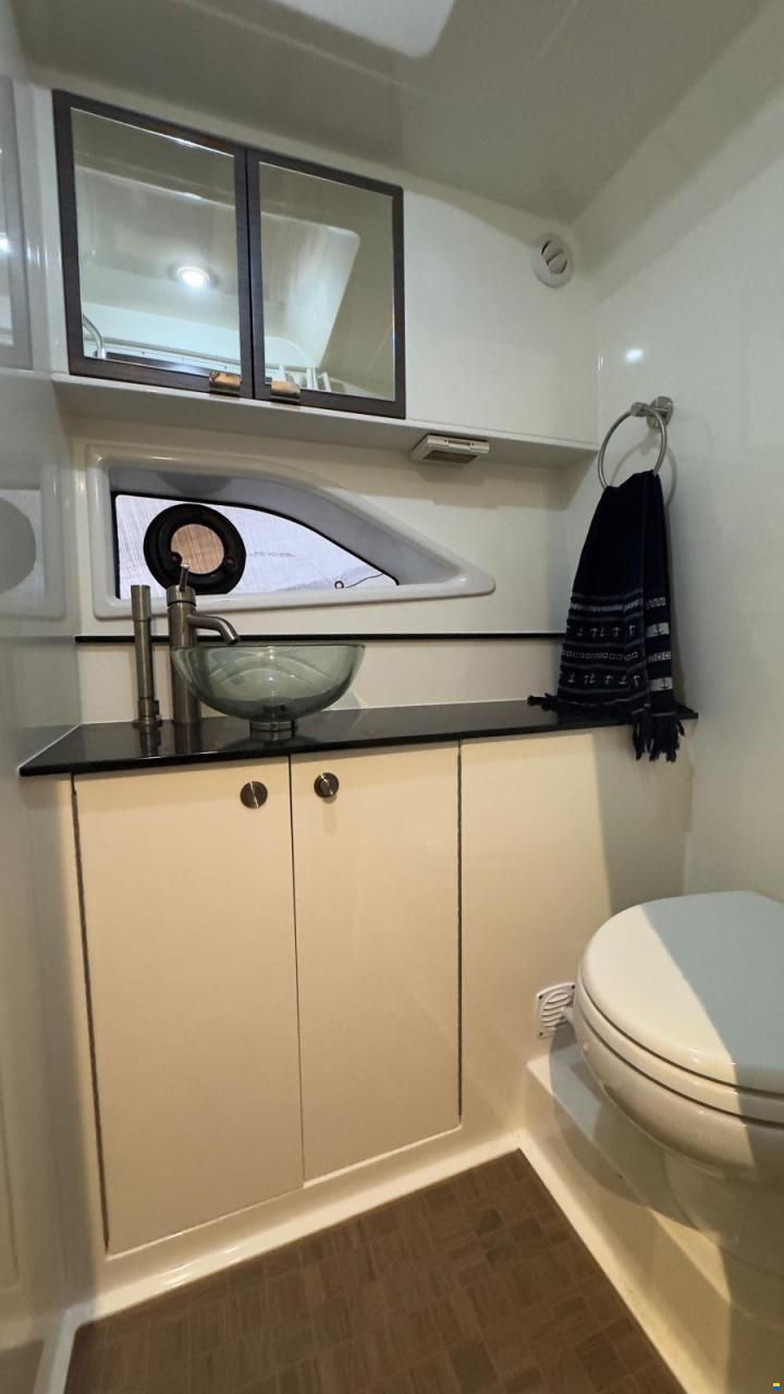 Sea Ray 320 Sundancer