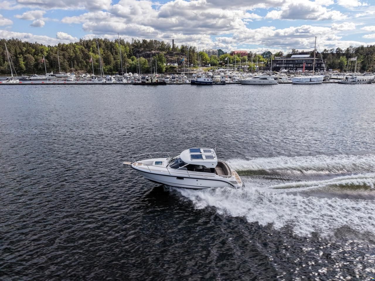 Aquador 24 HT