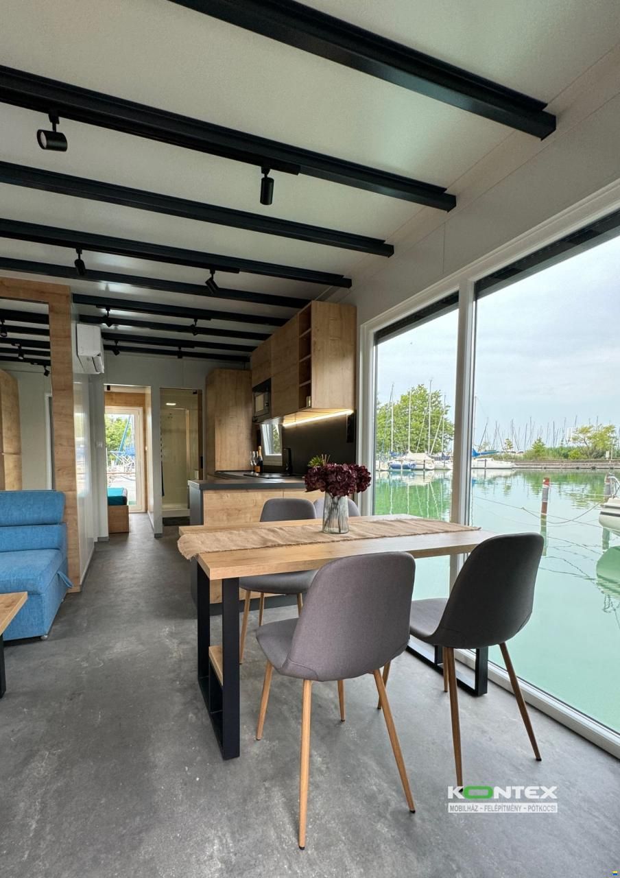 Floating Home - Houseboat by Kontex Kft.